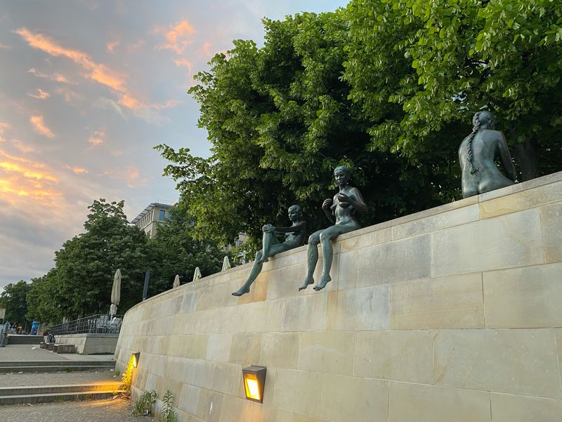 Berlin Spree Sculptures