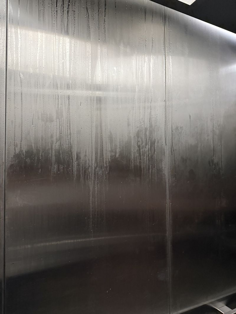 Dubai Waterfall Wall