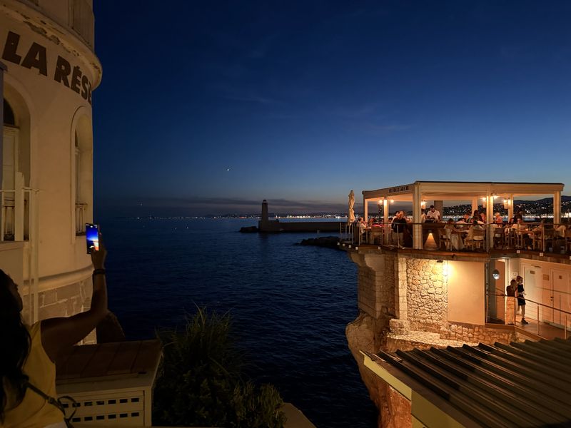 Nice Cliffside Restaurant