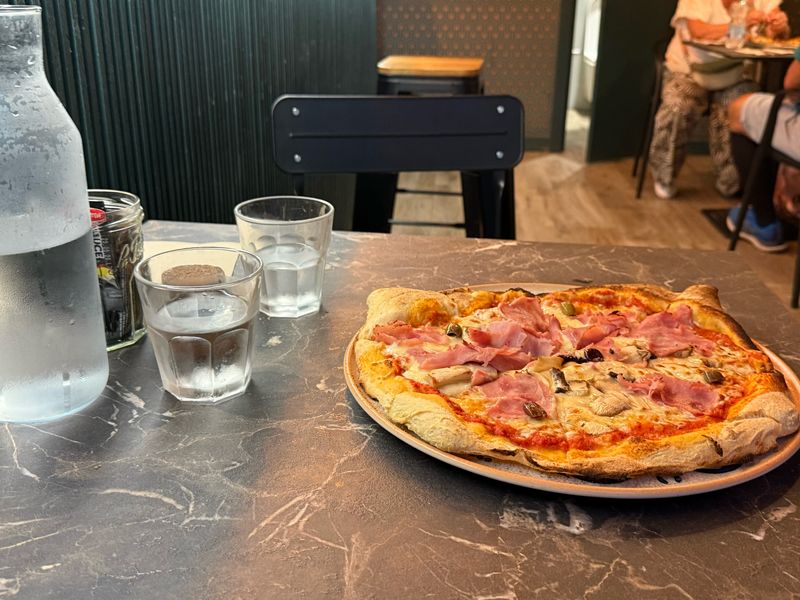 Nice Pizza